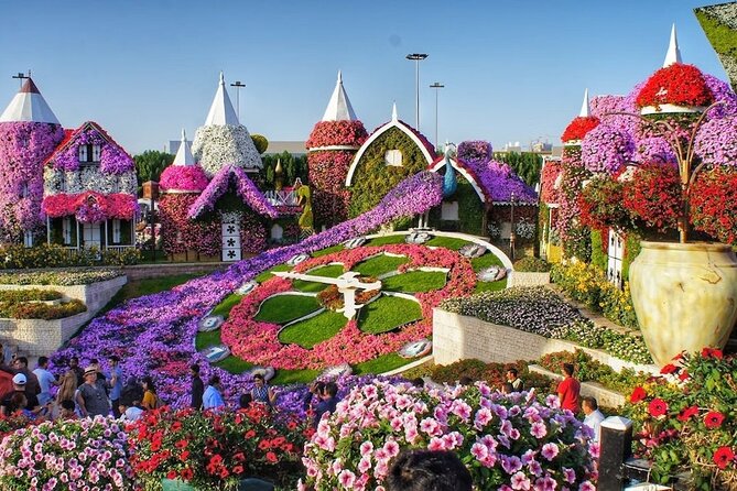 Dubai: Miracle Garden Tickets with Round-trip Transfer - Photography, shade, and the practical details