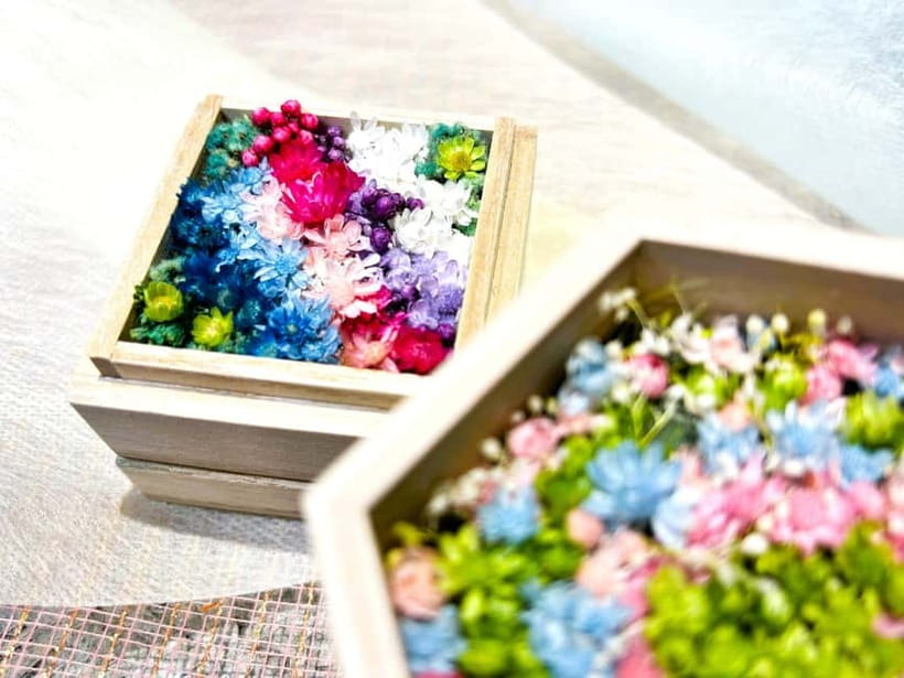 Experience Crafting a Flower-Adorned Mini Japanese Garden - A creative souvenir instead of another shop purchase