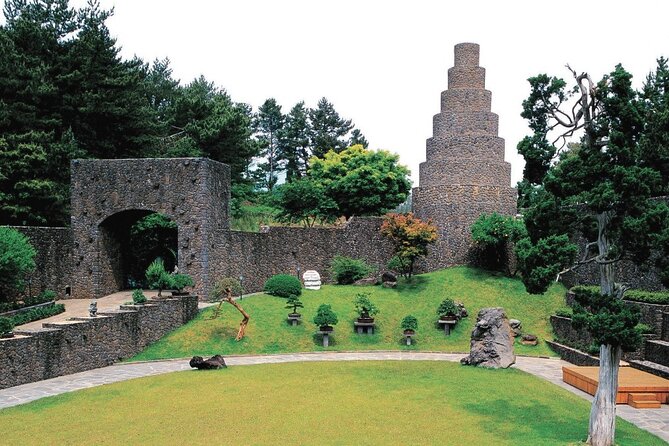 Explore Spirited Garden a Cultural Gem in Jeju - The bonsai collection is the real star