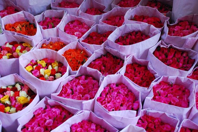 Floating Market - Train Market - Flower Market and China Town - Pak Khlong Flower Market in thirty minutes