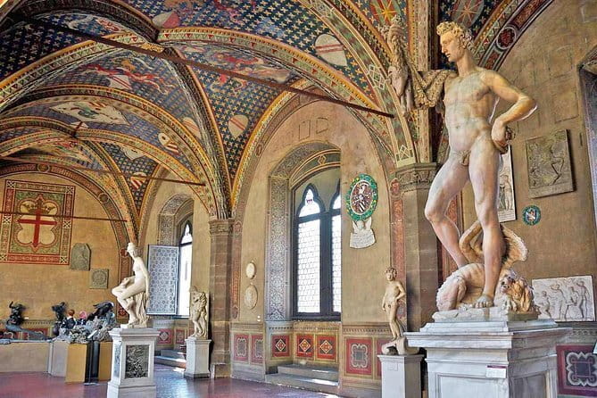 Florence Medici’s Mile Walking Tour with Pitti Palace & Boboli Gardens Ticket - The Duomo complex, seen as a complete group