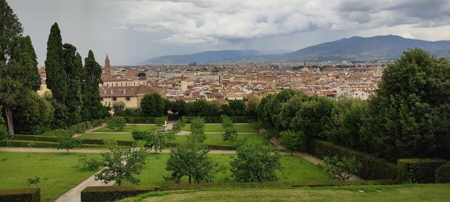 Florence: Pitti Palace and Boboli Gardens Private Tour - Boboli Gardens after the guide leaves