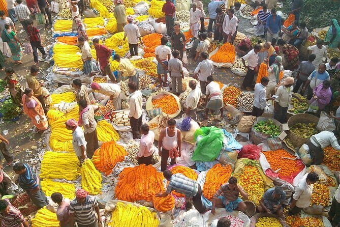 Flower Market Colors and Ganges Ghat Experience - Key points to know before you book