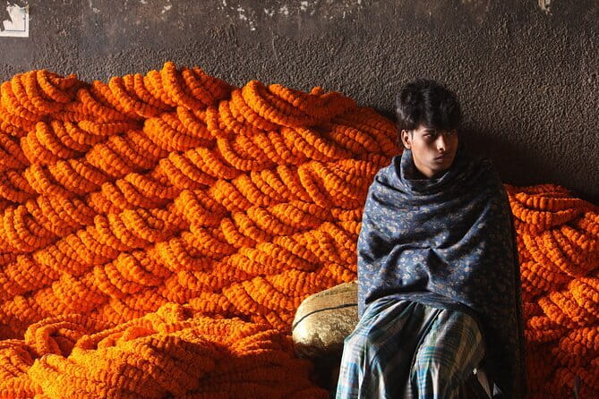 Flower Market Colors and Ganges Ghat Experience - Why an early start makes this Kolkata tour worthwhile