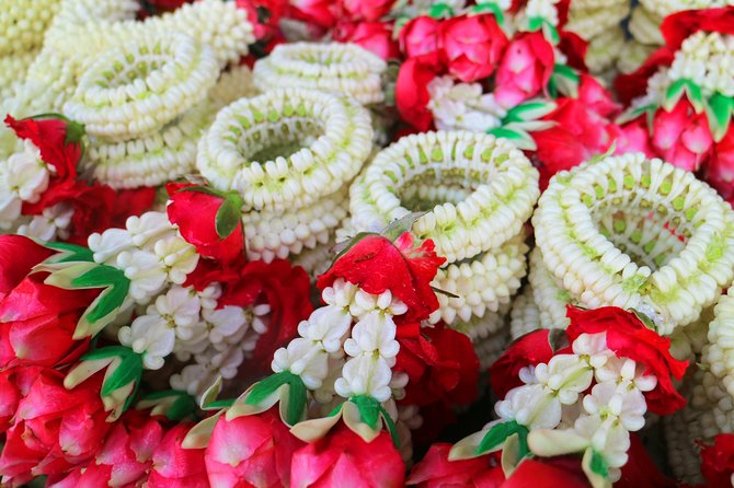 Flower Market & Floral Art: Multilingual Private Tour [EN/others] - Starting at Bangkok’s flower market
