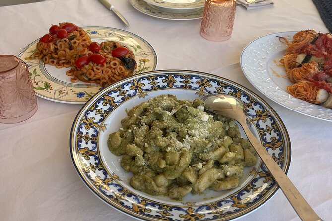 Fresh local pasta lesson in the garden - Who will enjoy this class most