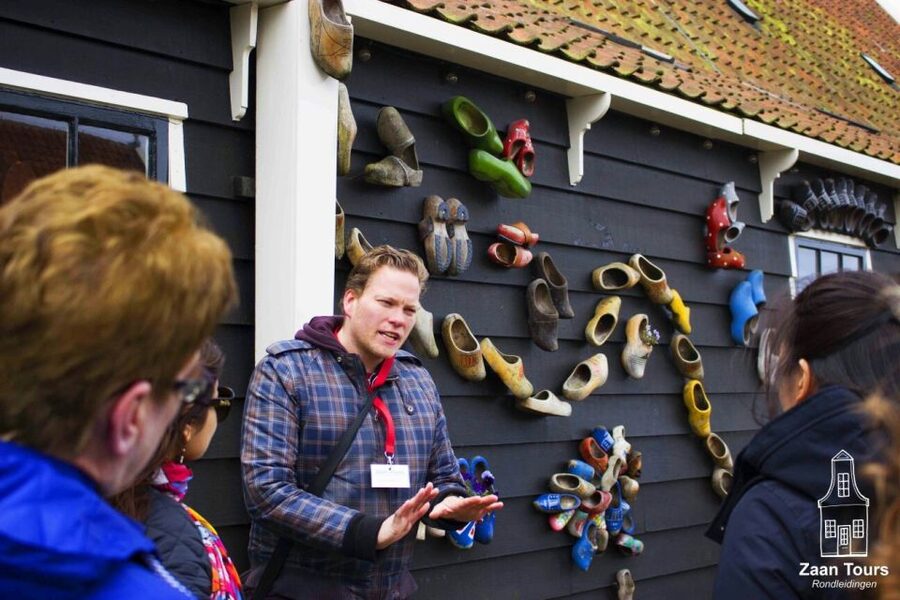 From Amsterdam: Keukenhof and Zaanse Schans Small Group Tour - Who should book this tour?