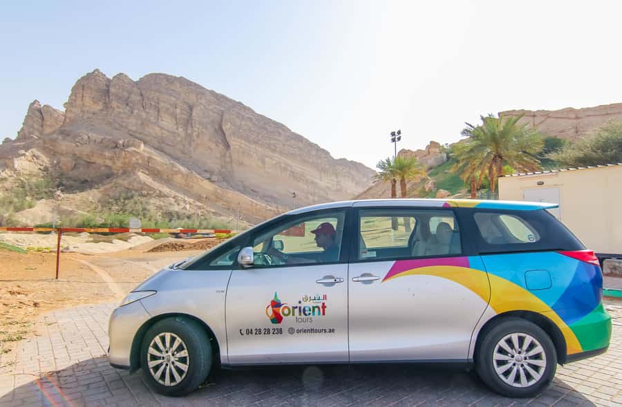 From Dubai: Al Ain Garden City Full-Day Sightseeing Tour - Al Jahili Fort and Wilfred Thesiger