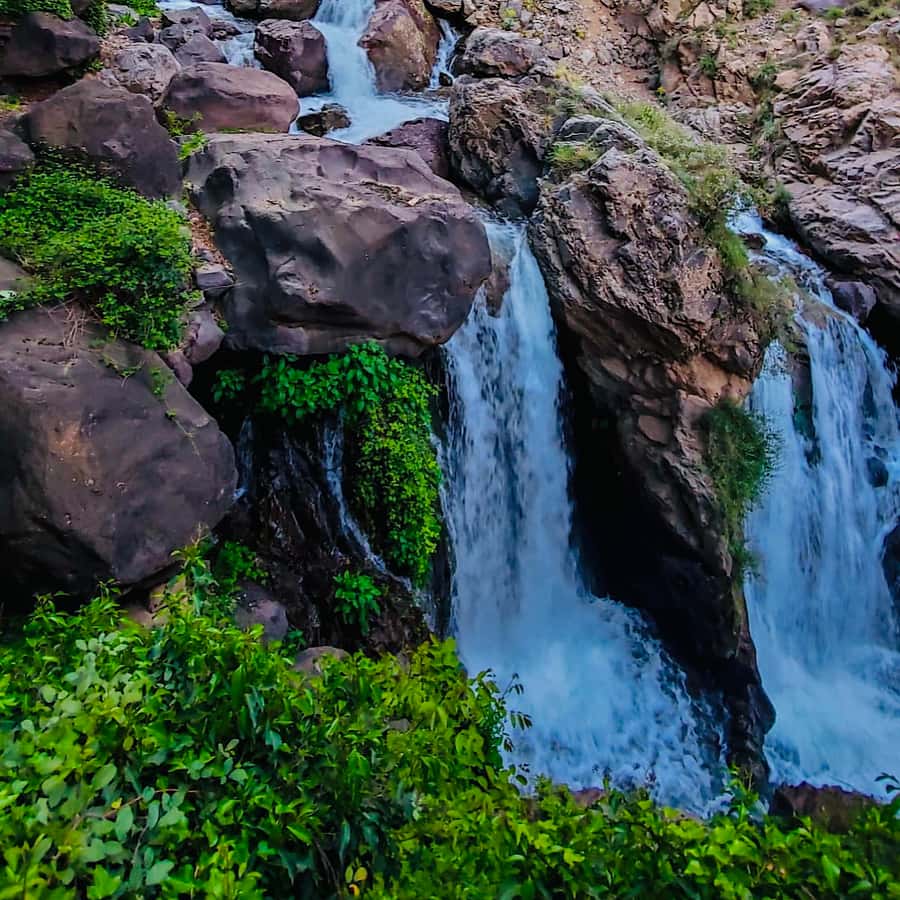 From Marrakech: Day Trip to Anima Garden and Imlil Valley - Through Asni Valley toward Imlil