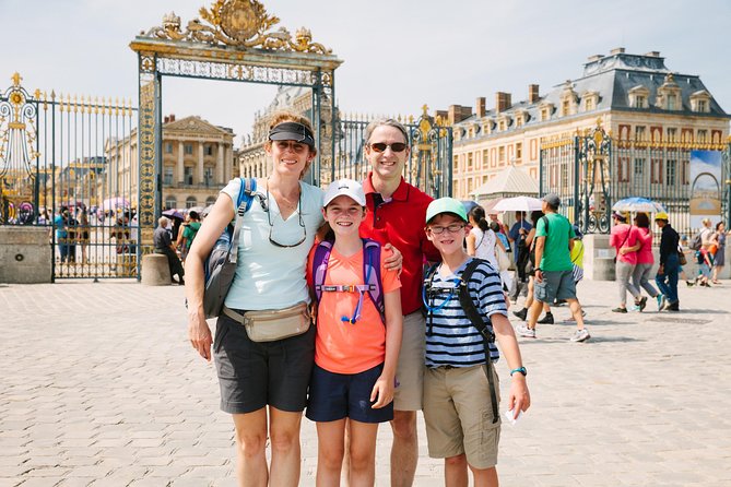 From Paris: Versailles Bike Tour w/ Palace, Gardens, & Picnic - Cycling Through an 800-Hectare Estate