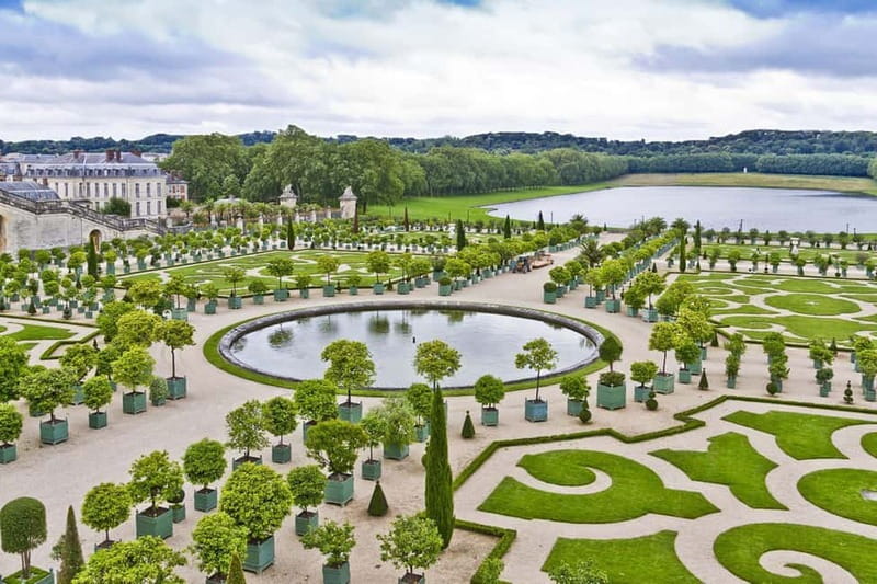 From Paris: Versailles Palace and Gardens with Transfer - Who should choose this Versailles outing?