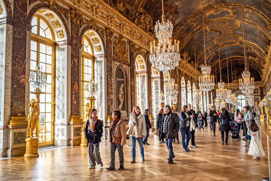 From Paris: Versailles Palace & Gardens Private Guided Tour - Why Versailles works better with a private guide