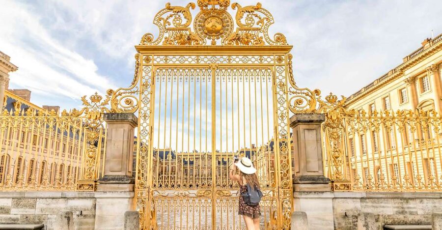 From Paris: Versailles Palace Self Guided & Gardens tickets - The State Apartments and Hall of Mirrors