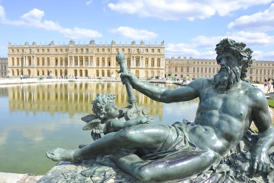From Paris: Versailles Palace Self Guided & Gardens tickets - Arriving at the Palace of Versailles