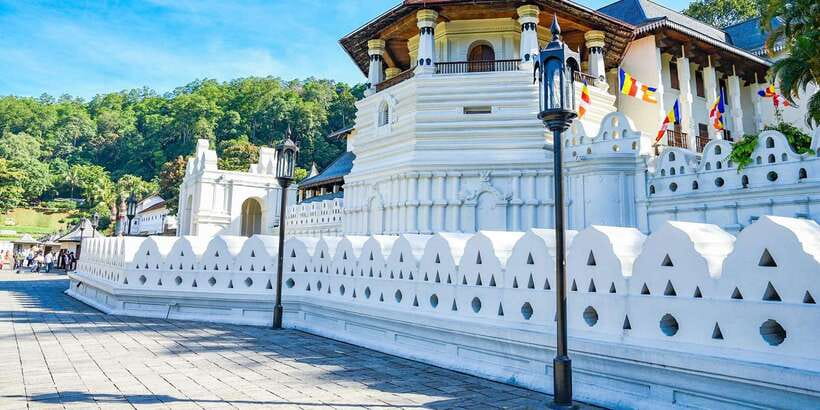 From Sigiriya: Kandy Transfer with Dambulla and Spice Garden - Why this transfer makes sense