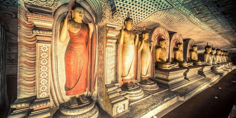 From Sigiriya: Kandy Transfer with Dambulla and Spice Garden - Guide quality can shape the whole day