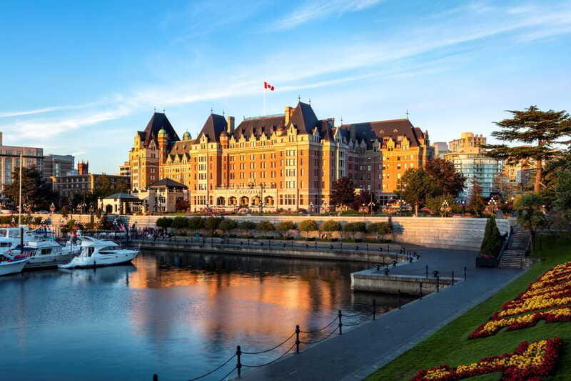 From Vancouver: Victoria, BC Ferry, Butchart Gardens Tour - Who should book this day trip?