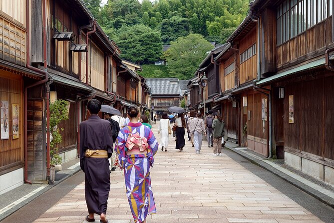 Full-Day Tour from Kanazawa: Samurai, Matcha, Gardens and Geisha - Gyokusen-an: the day’s best pause
