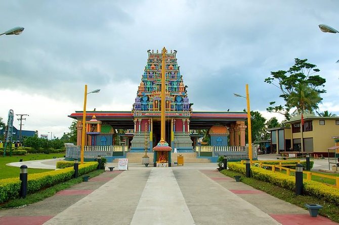 Garden Of Sleeping Giant ,Mudpool &Temple Tour From Coral Coast - Nadi Produce Market: a brief look at everyday Fiji