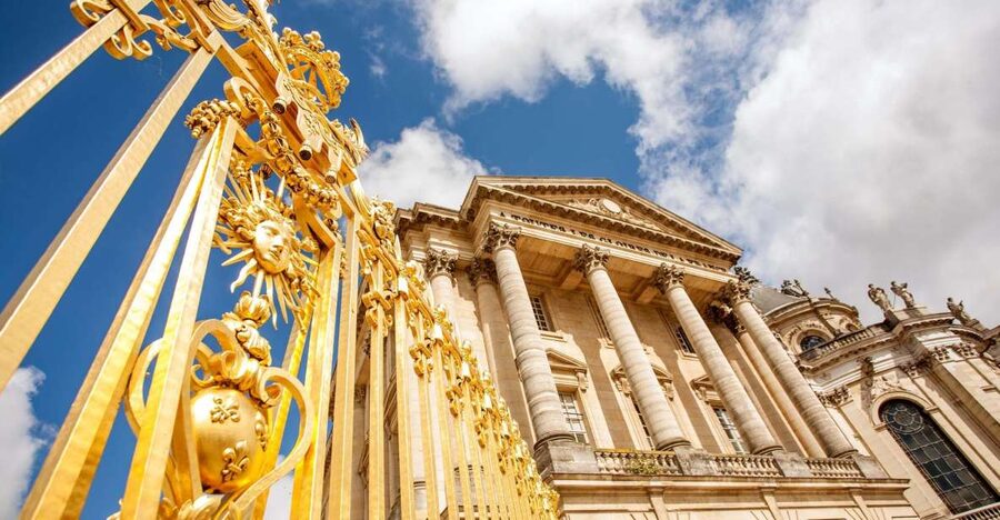 Gardens of Versailles Walking Tour & Palace Entry - What the three-hour itinerary feels like