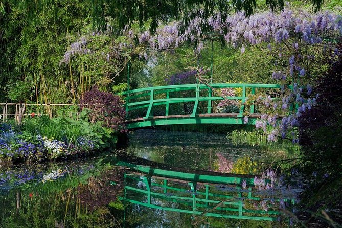 Giverny - Claude Monet's House & Gardens - Private Trip - Free Time in Giverny for Lunch and a Walk