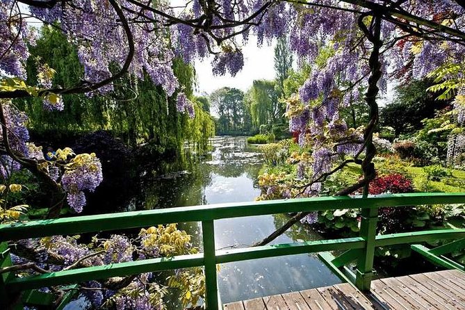Giverny - Claude Monet's House & Gardens - Private Trip - What the Driver Service Really Includes