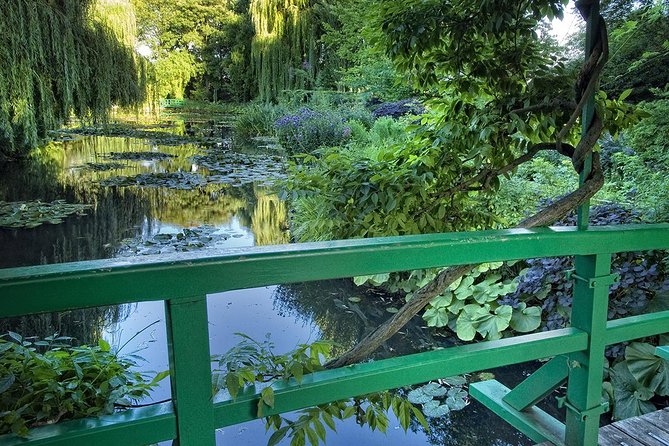Giverny Half Day Guided Trip with Monet's House & Gardens from Paris by minivan - Why Giverny makes such a good Paris side trip