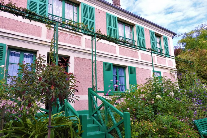 Giverny Monet House and Gardens Skip the line Walking tour - Why Giverny is worth the trip from Paris