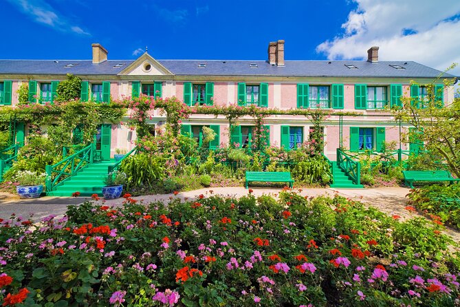 Giverny Monet’s Home and Gardens Half Day Tour from Paris - Why Giverny is worth the trip from Paris