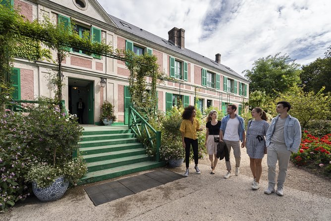 Giverny Monet's House & Gardens Private Half-Day Trip from Paris - The 45-minute guided visit through Monet’s gardens
