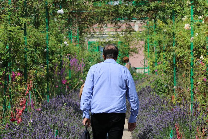 Giverny Private Half-Day Trip including Claude Monet' Gardens & House from Paris - Who Will Enjoy This Giverny Tour Most