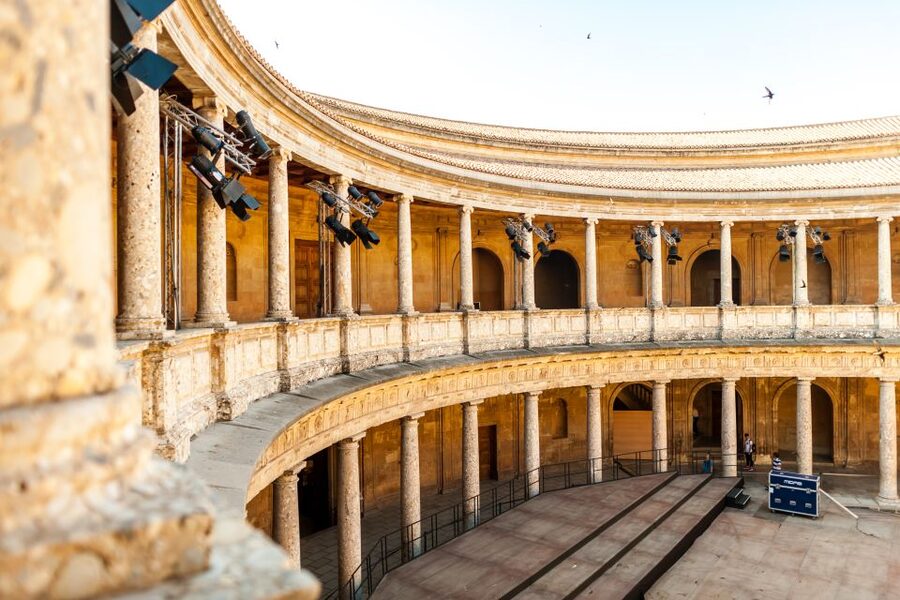 Granada: Alhambra and Generalife Garden Ticket & Guided Tour - Alcazaba: fortress walls and time for photographs