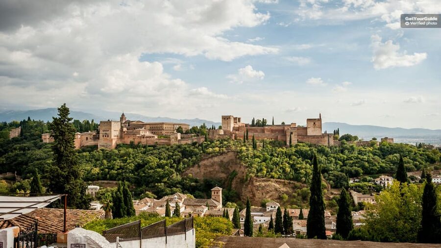 Granada: Alhambra Gardens and Generalife Ticket - Timing, crowds, and the best pace