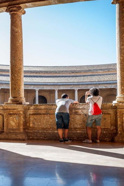 Granada: Alhambra Gardens and Generalife Ticket - Practical comfort and access details