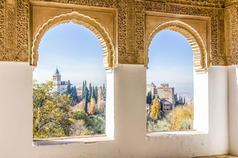 Granada: Alhambra Gardens, Generalife & Alcazaba Guided Tour - Should you book it?