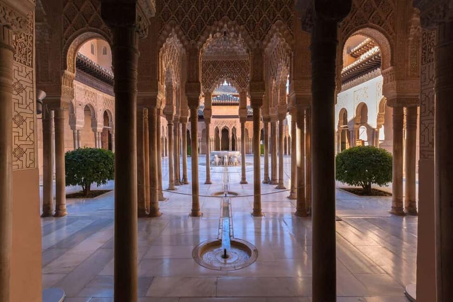 Granada: Alhambra, Nasrid Palaces & Gardens guided Tour - Alcazaba Fortress and the climb to Torre de la Vela