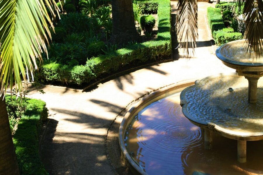 Granada: Gardens of Carmenes Guided Tour - Who will enjoy this two-hour walk?