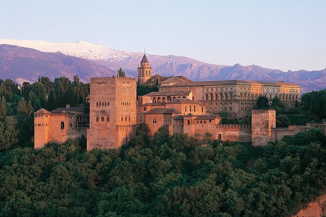Granada Tour with Alhambra and Generalife Gardens from Seville - Why the Alhambra is worth a day from Seville