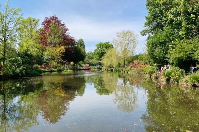 Half Day Giverny Monet's Gardens Tour - Timing, group size, and the pace of the visit