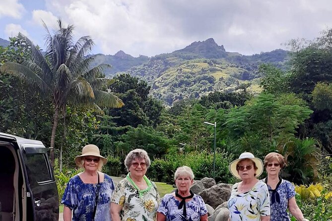 Half Day Mudpools, Veseisei Fijian Village, Gardens of Sleeping Giants &Shopping - Timing, transport, and group size