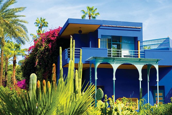 Half-Day Private Tour to Marrakech Gardens with Hotel Pickup - Three hours around Jemaa el-Fnaa