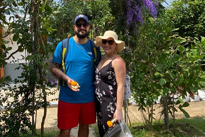 Half day Thai cooking Class + Market tour+Garden tour - Cooking four dishes with local guidance