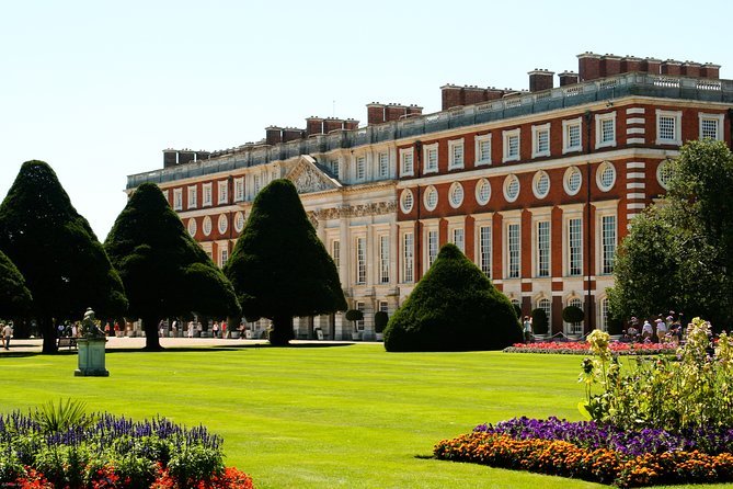 Hampton Court Palace & Garden Maze, Private Tour Admission with Audio Guides - Five hundred years in the Hampton Court gardens