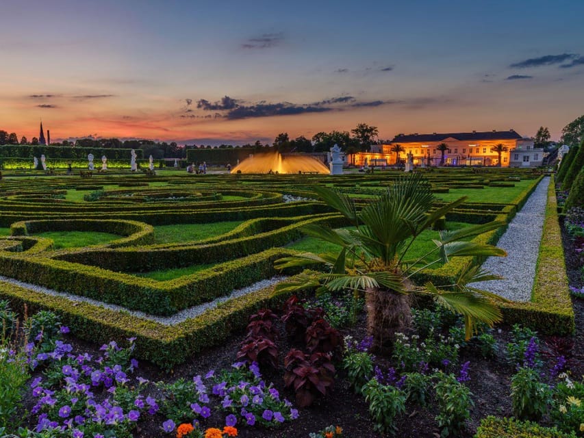 Hanover: Royal Gardens of Herrenhausen Guided Tour - The opening garden views