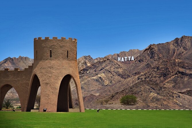 Hatta Mountain Tour, Hatta Dam, Heritage Village, Honeybee Garden - Hatta Dam: mountain views beside turquoise water