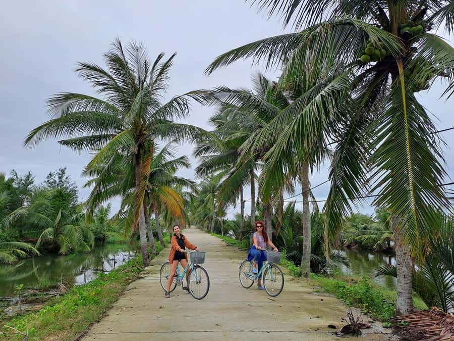 Hoi An Countryside: Biking, basket boat, herb garden, foods - Starting in Hoi An with a bicycle
