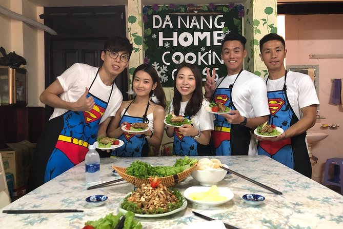 Home Cooking Class: Market, Garden and cooking 4 dishes - Cooking in a local home