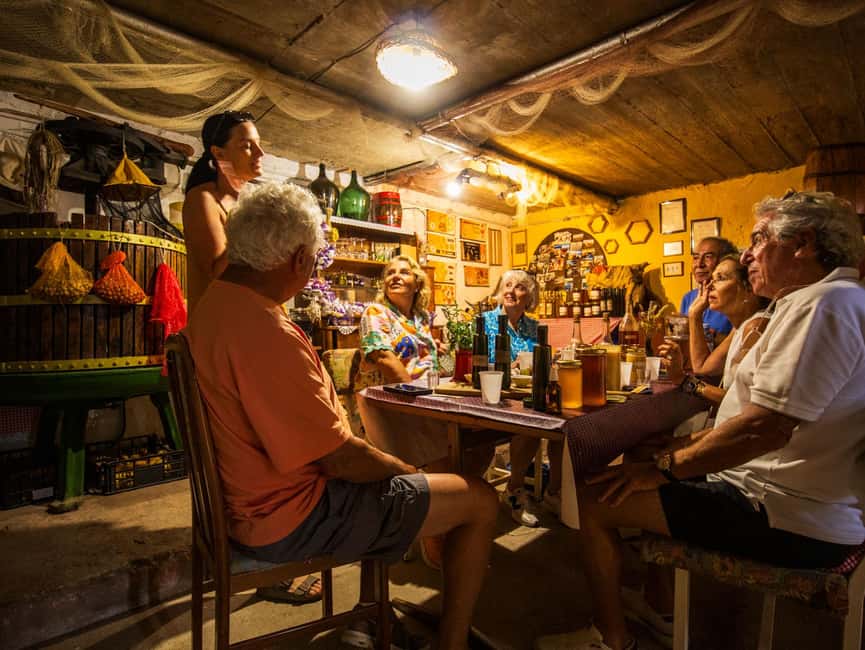 Hvar: Lavender Fields, Honey, and Local Product Tasting - Velo Grablje and Hvar’s lavender past