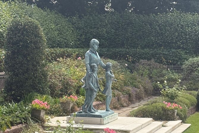 Hyde Park and Kensington Gardens Walking Tour - Crossing into Kensington Gardens