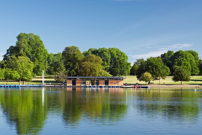 Hyde Park and Kensington Gardens Walking Tour - Hyde Park and the Serpentine